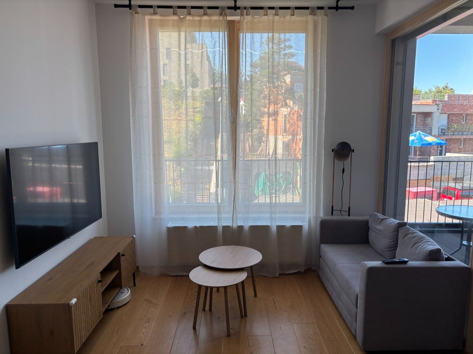 Prenájom bytu 1-izbový 33 m², Vladimíra Kobranova, Praha, Praha Prenájom bytu 1-izbový 33 m², Vladimíra Kobranova, Praha, Praha