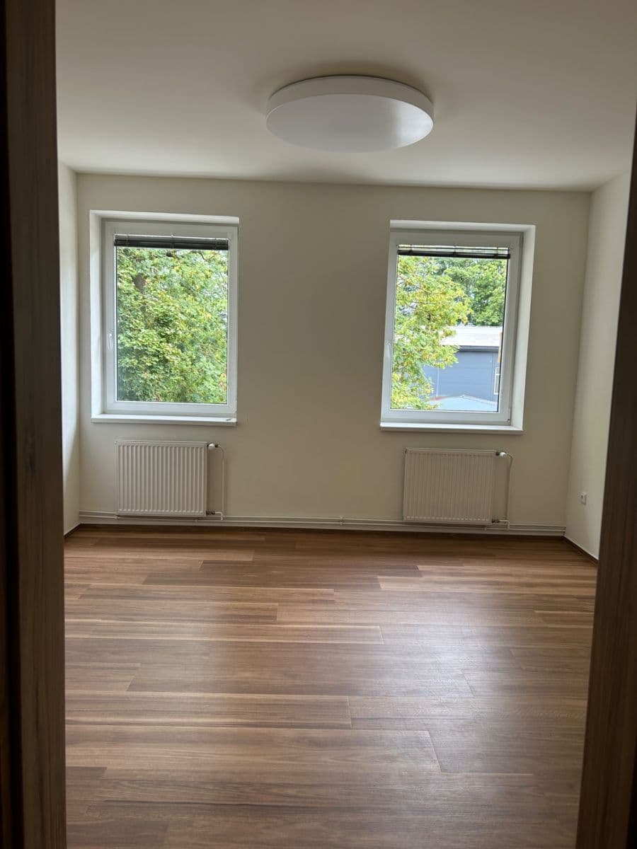 Prenájom bytu 3-izbový 93 m², Krucemburk, Kraj Vysočina Prenájom bytu 3-izbový 93 m², Krucemburk, Kraj Vysočina