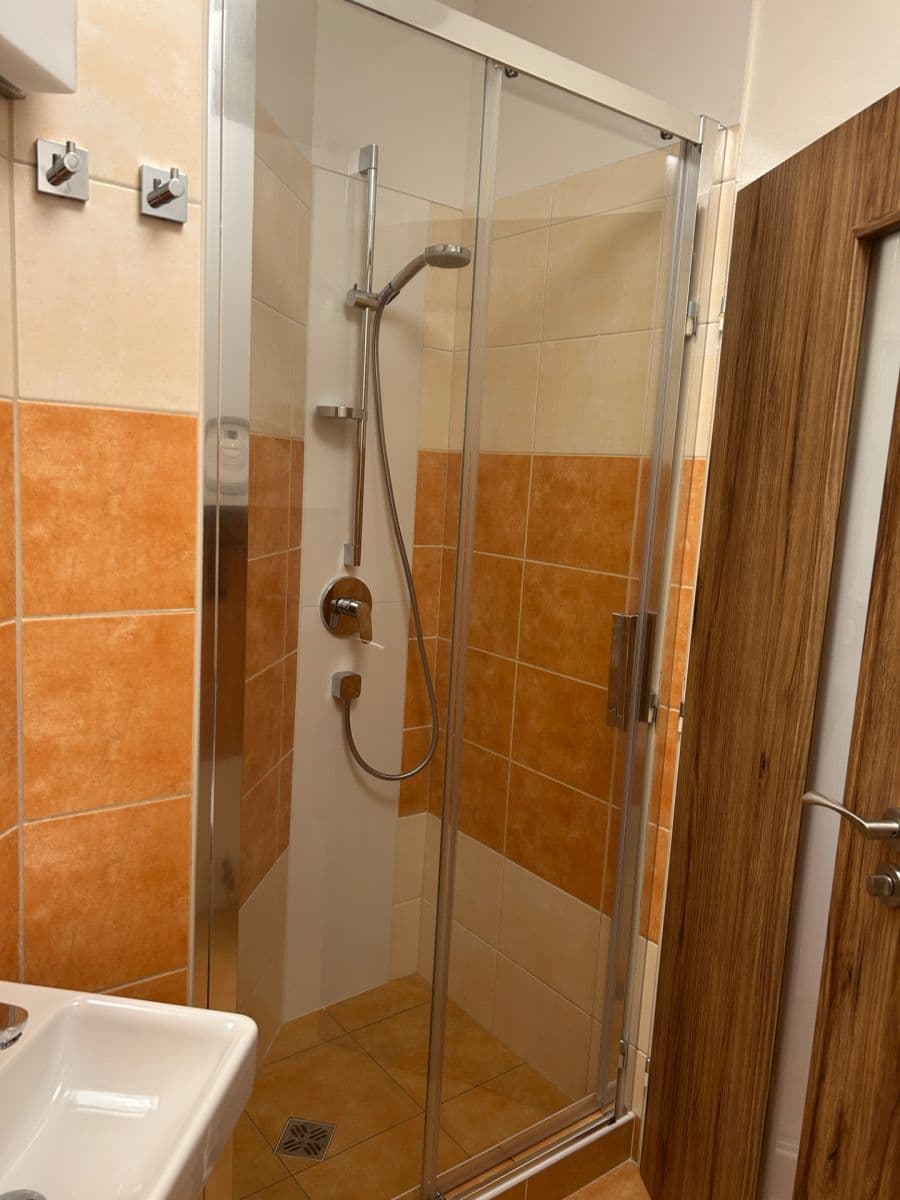 Prenájom bytu 3-izbový 93 m², Krucemburk, Kraj Vysočina Prenájom bytu 3-izbový 93 m², Krucemburk, Kraj Vysočina