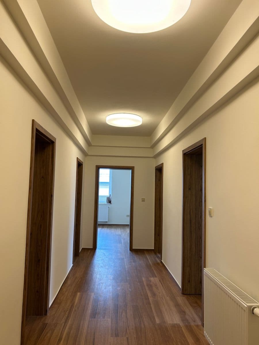 Prenájom bytu 3-izbový 79 m², Krucemburk, Kraj Vysočina Prenájom bytu 3-izbový 79 m², Krucemburk, Kraj Vysočina