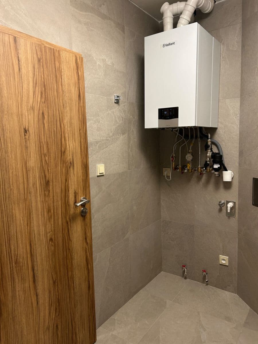 Prenájom bytu 3-izbový 79 m², Krucemburk, Kraj Vysočina Prenájom bytu 3-izbový 79 m², Krucemburk, Kraj Vysočina