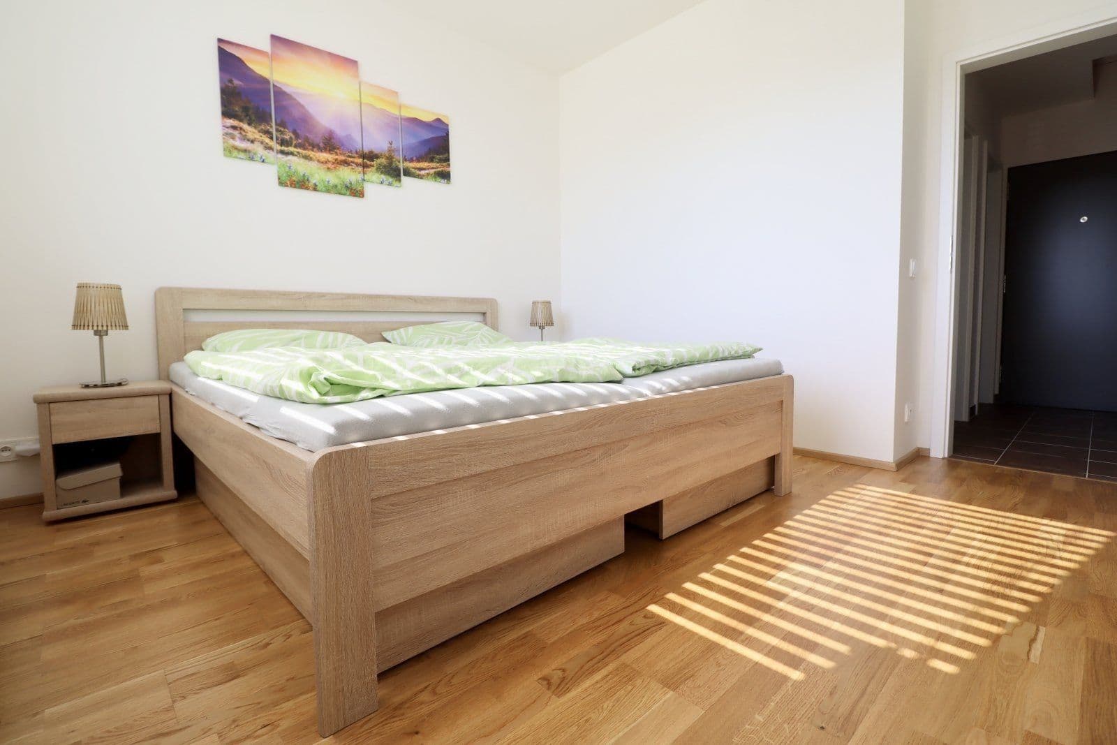 Prenájom bytu 3-izbový 74 m², Škvorecká, Úvaly, Středočeský kraj Prenájom bytu 3-izbový 74 m², Škvorecká, Úvaly, Středočeský kraj