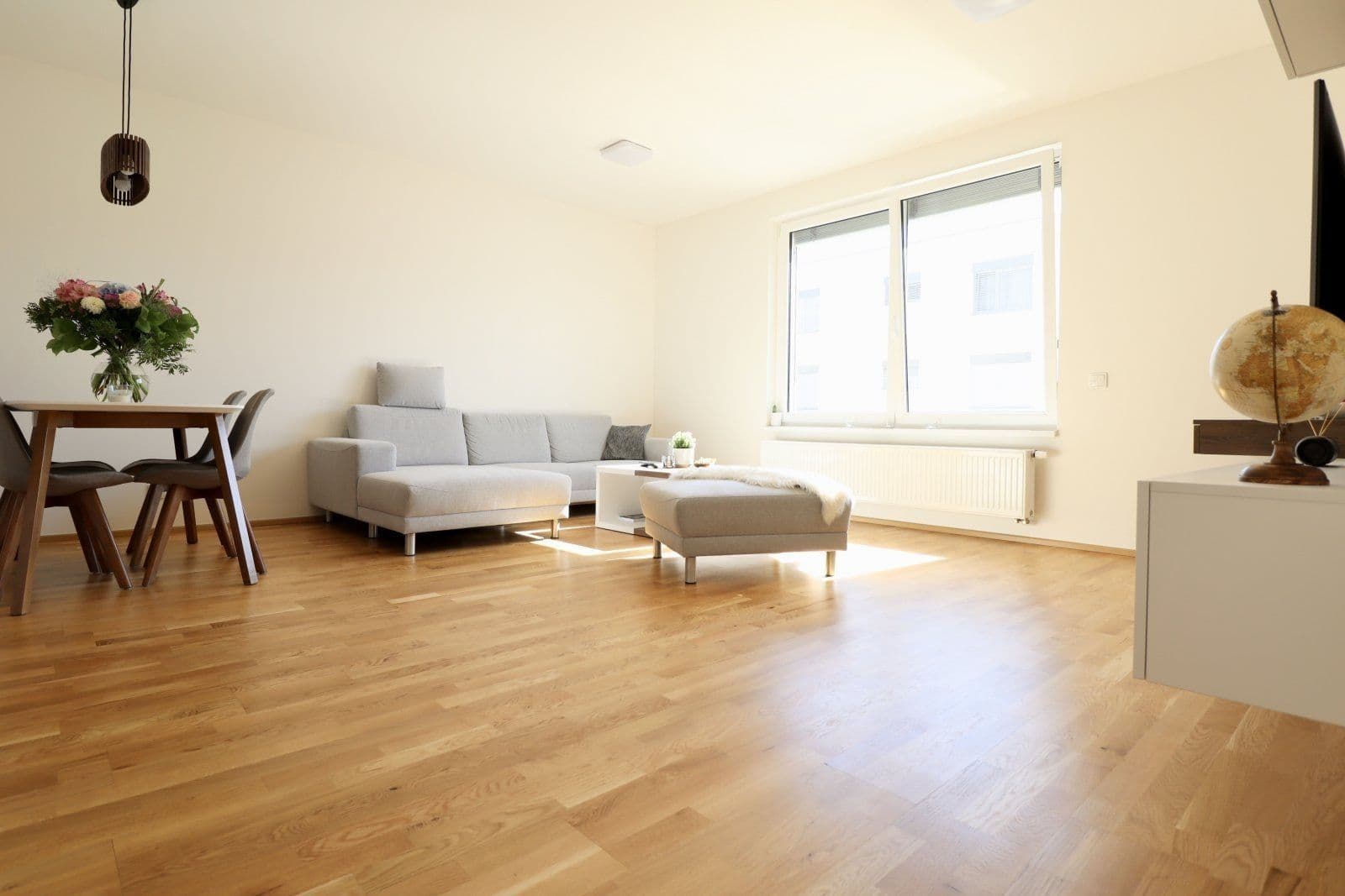 Prenájom bytu 3-izbový 74 m², Škvorecká, Úvaly, Středočeský kraj Prenájom bytu 3-izbový 74 m², Škvorecká, Úvaly, Středočeský kraj