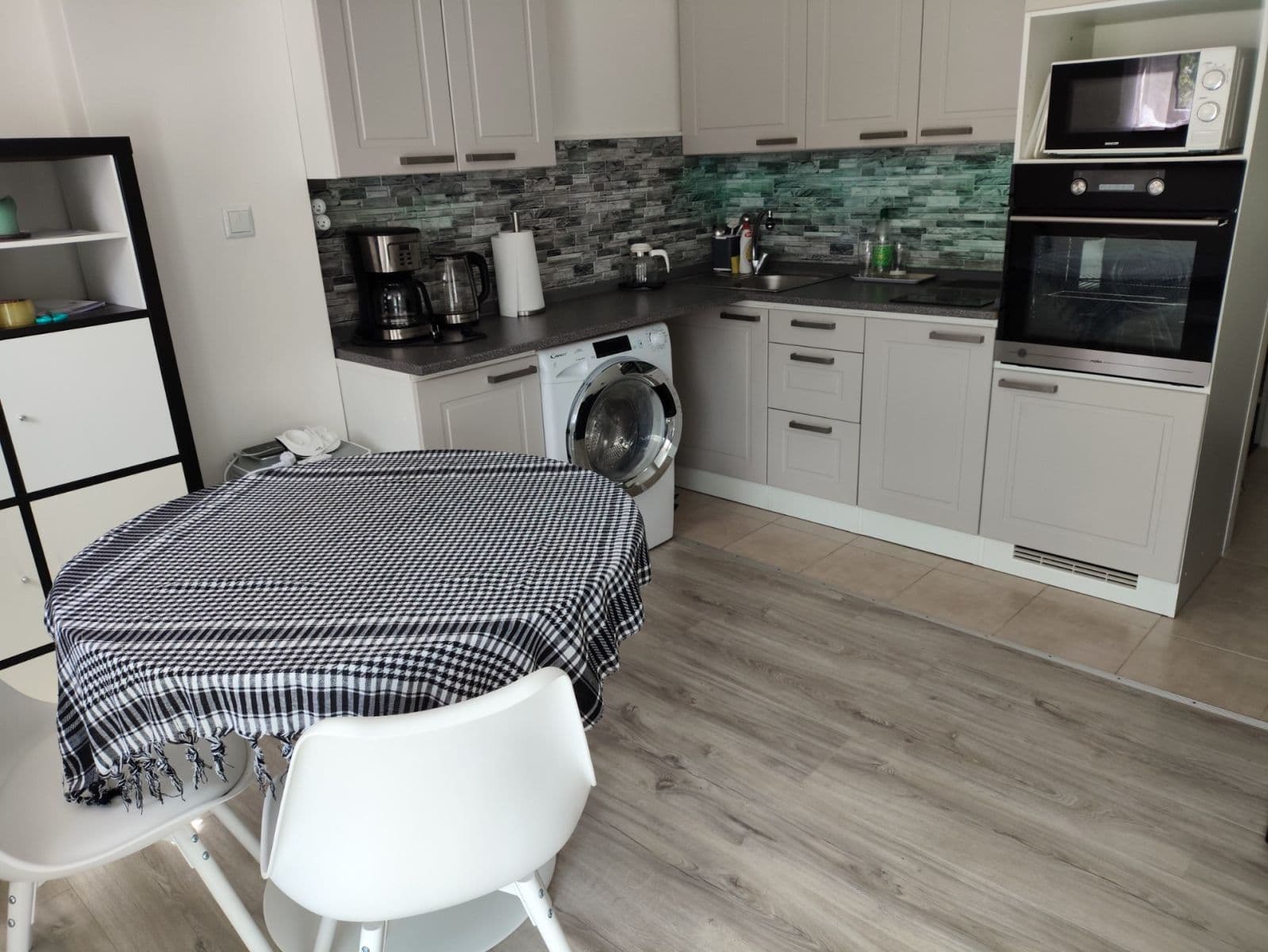 Prenájom bytu 1-izbový 40 m², K Betáni, Praha, Praha Prenájom bytu 1-izbový 40 m², K Betáni, Praha, Praha