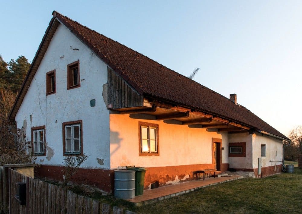 Predaj rekreačného objektu 92 m², pozemek 1.114 m², Mnichovo Hradiště, Středočeský kraj Predaj rekreačného objektu 92 m², pozemek 1.114 m², Mnichovo Hradiště, Středočeský kraj