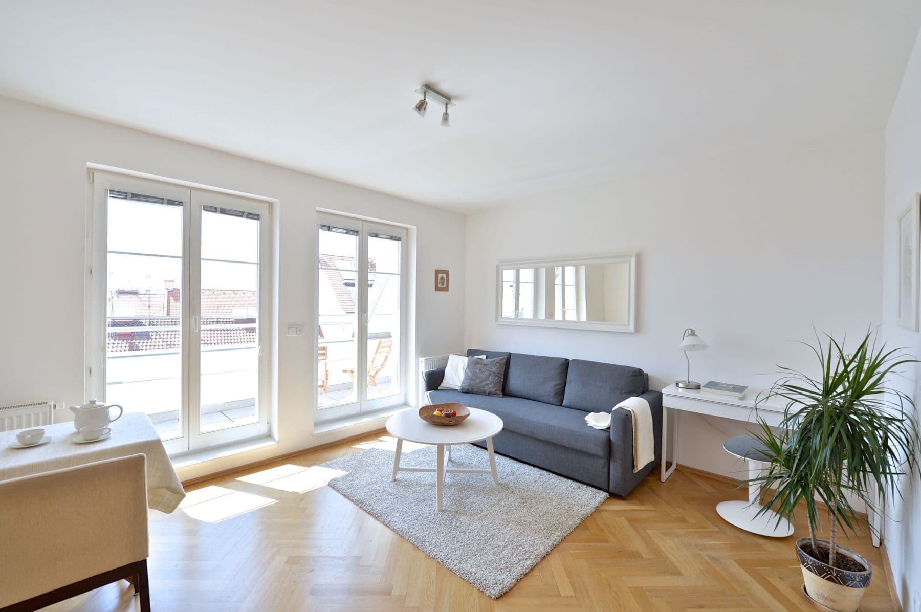 Prenájom bytu 57 m², Varšavská, Praha, Praha Prenájom bytu 57 m², Varšavská, Praha, Praha