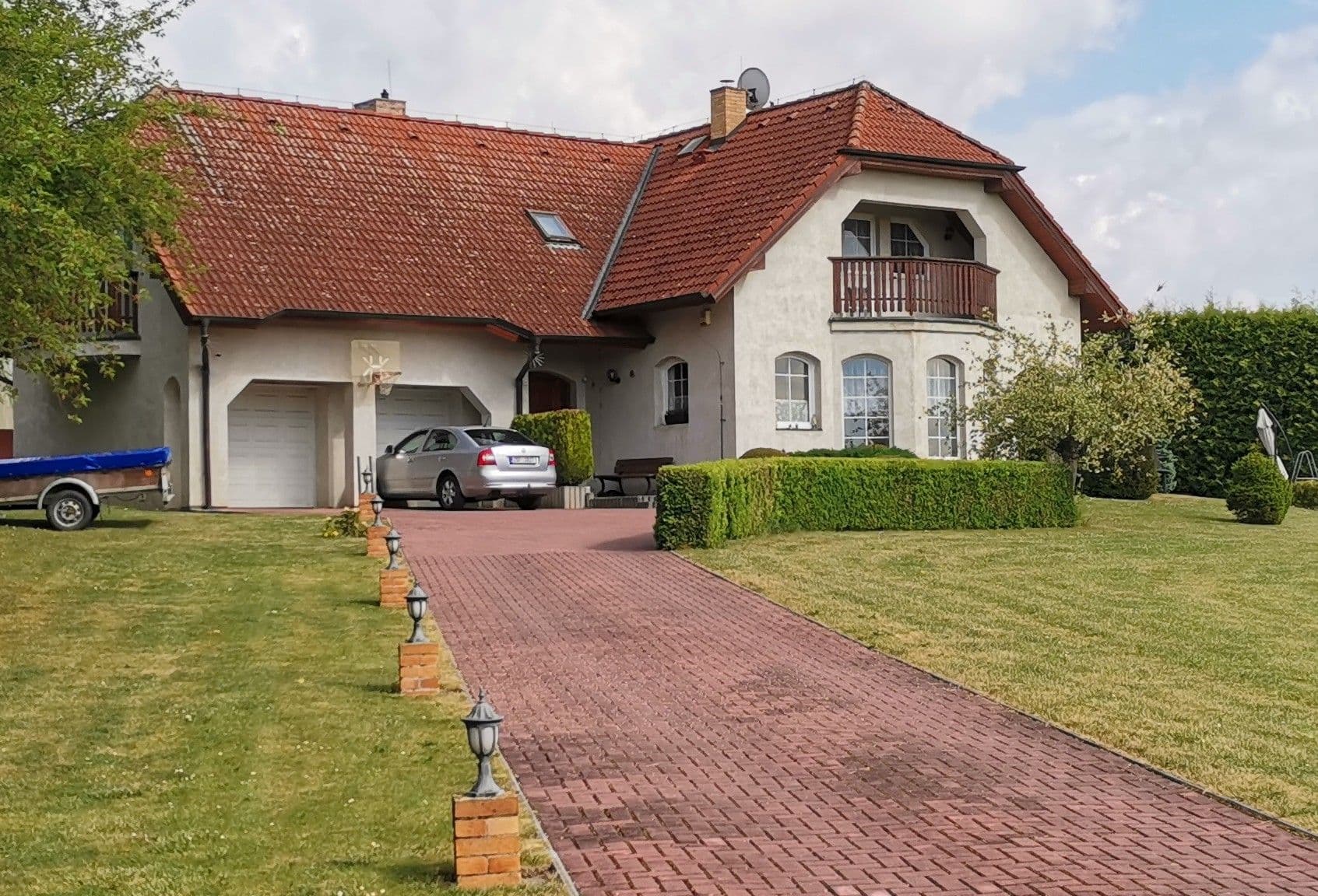 Predaj domu 282 m², pozemek 3.345 m², Přerov nad Labem, Středočeský kraj Predaj domu 282 m², pozemek 3.345 m², Přerov nad Labem, Středočeský kraj