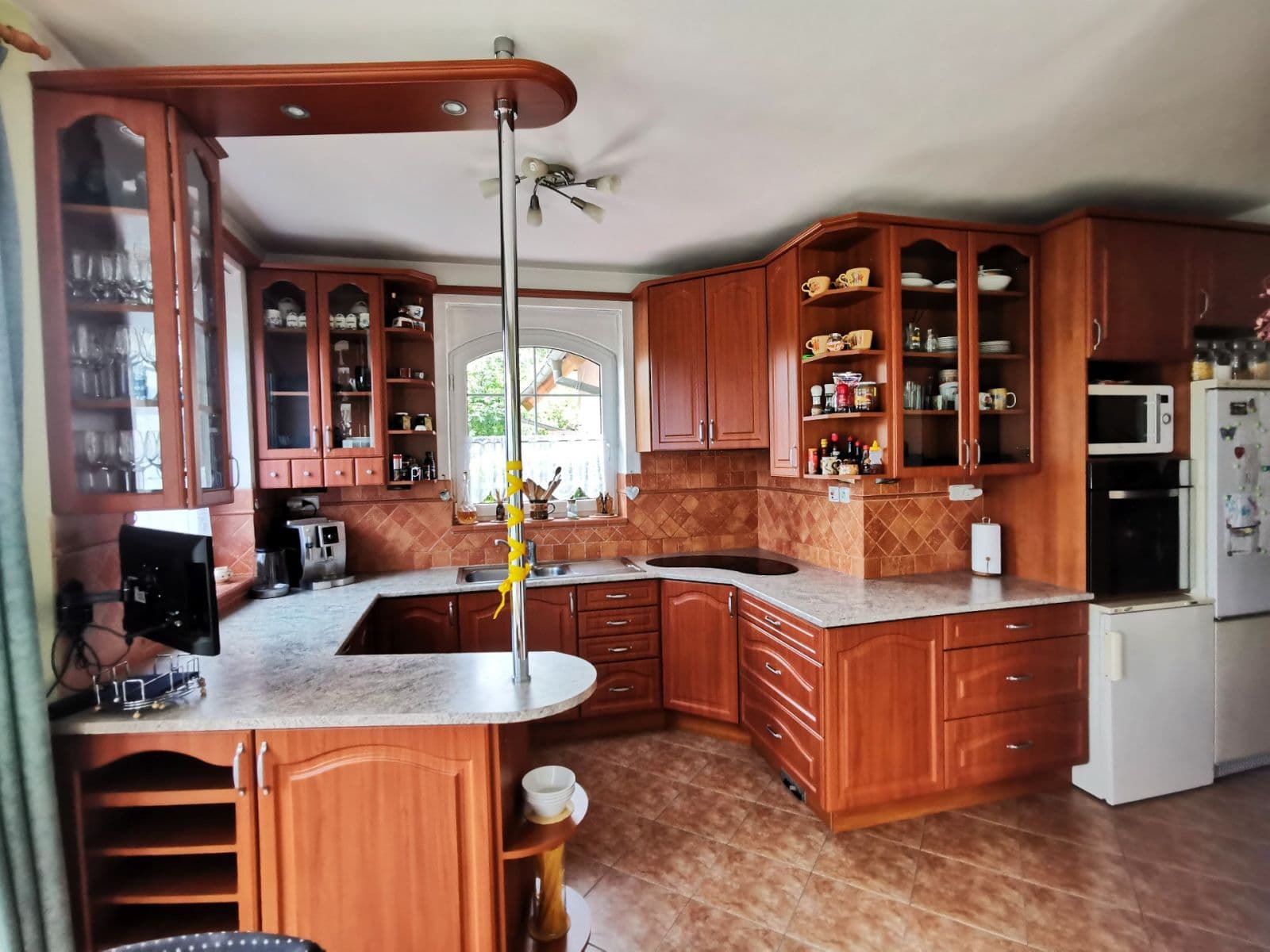 Predaj domu 282 m², pozemek 2.150 m², Přerov nad Labem, Středočeský kraj Predaj domu 282 m², pozemek 2.150 m², Přerov nad Labem, Středočeský kraj