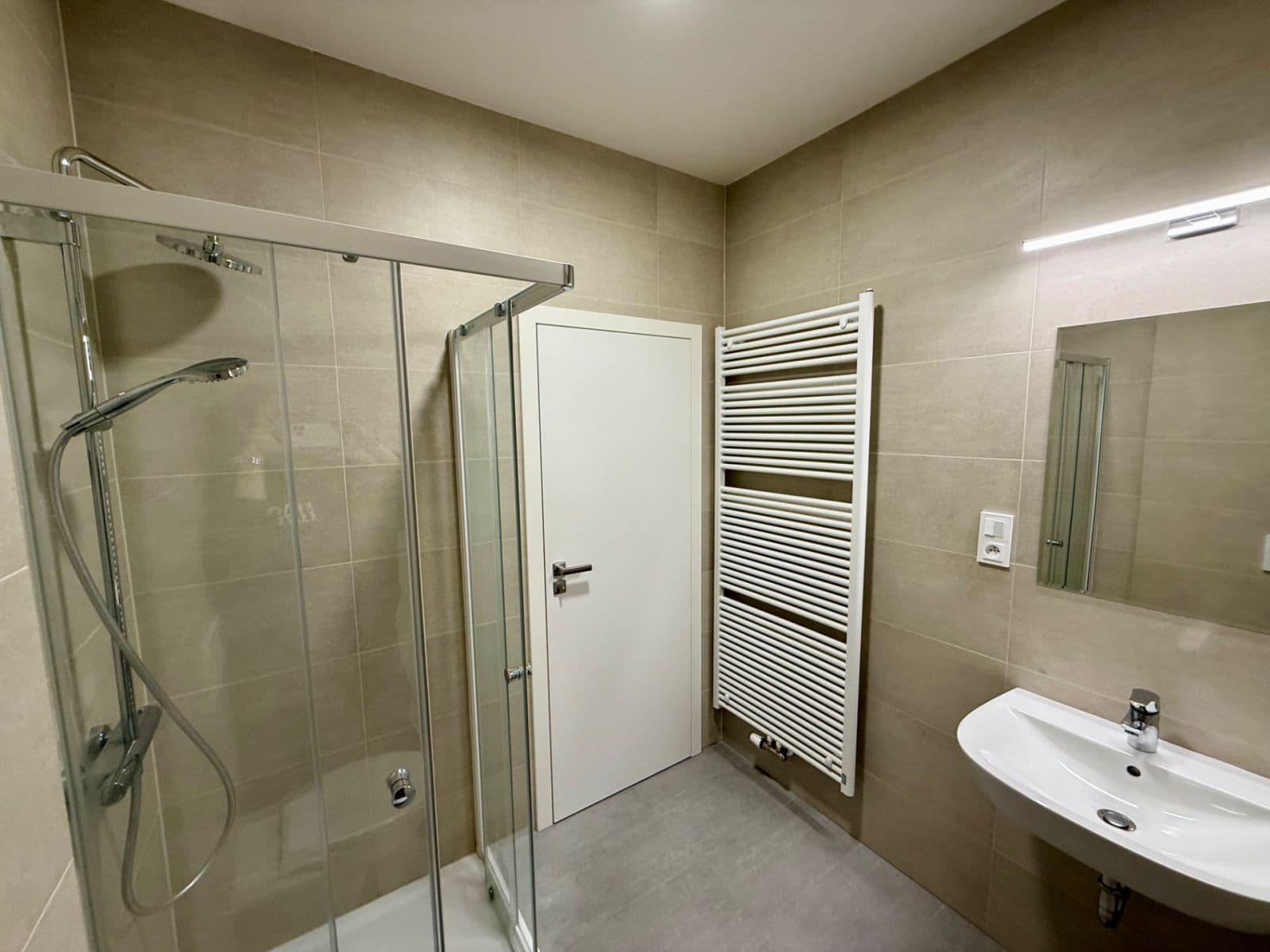 Prenájom bytu 1-izbový 24 m², Pod Rybníkem, Praha, Praha Prenájom bytu 1-izbový 24 m², Pod Rybníkem, Praha, Praha