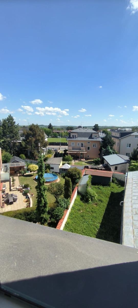 Prenájom bytu 1-izbový 30 m², Suchdolské náměstí, Praha, Praha Prenájom bytu 1-izbový 30 m², Suchdolské náměstí, Praha, Praha