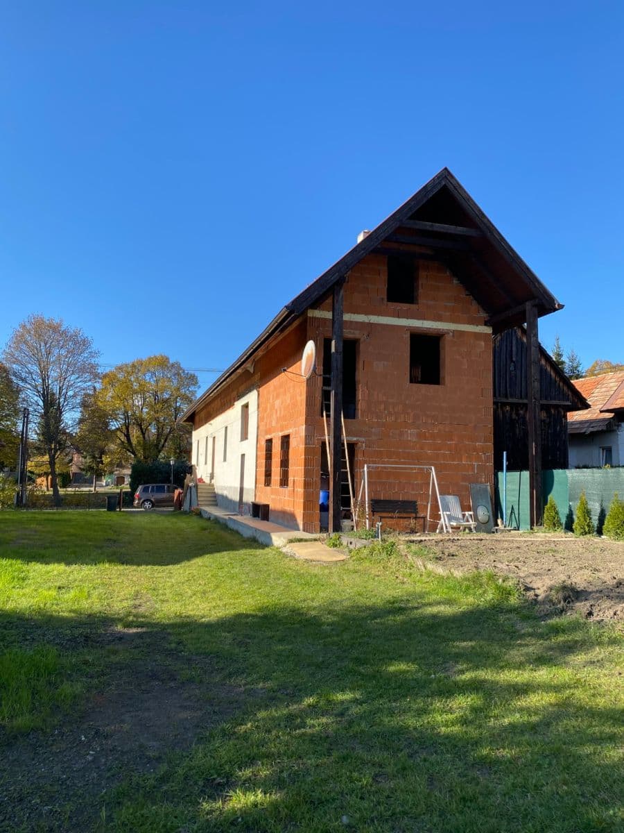 Predaj domu 210 m², pozemek 1.400 m², Bobrovec, Žilinský kraj Predaj domu 210 m², pozemek 1.400 m², Bobrovec, Žilinský kraj