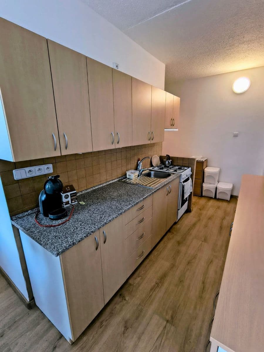 Prenájom bytu 3-izbový 67 m², Obránců míru, Třebíč, Kraj Vysočina Prenájom bytu 3-izbový 67 m², Obránců míru, Třebíč, Kraj Vysočina