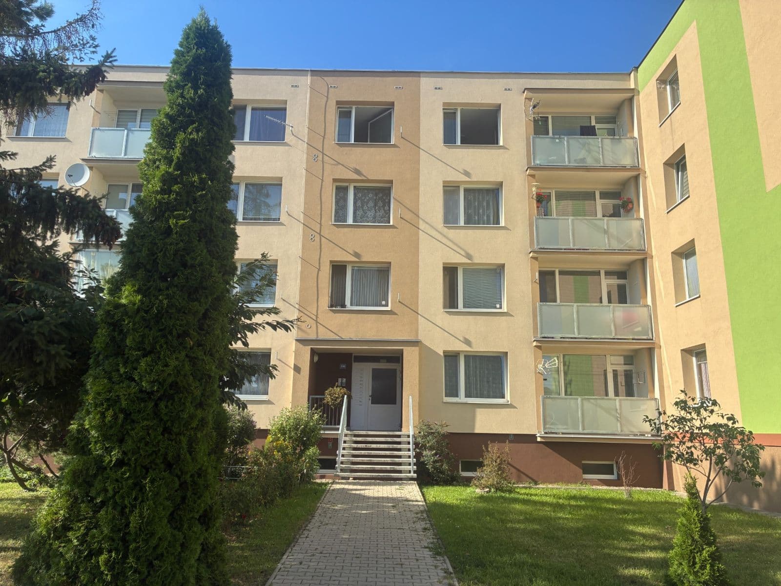 Prenájom bytu 2-izbový 35 m², Zahradní, Bohušovice nad Ohří, Ústecký kraj Prenájom bytu 2-izbový 35 m², Zahradní, Bohušovice nad Ohří, Ústecký kraj
