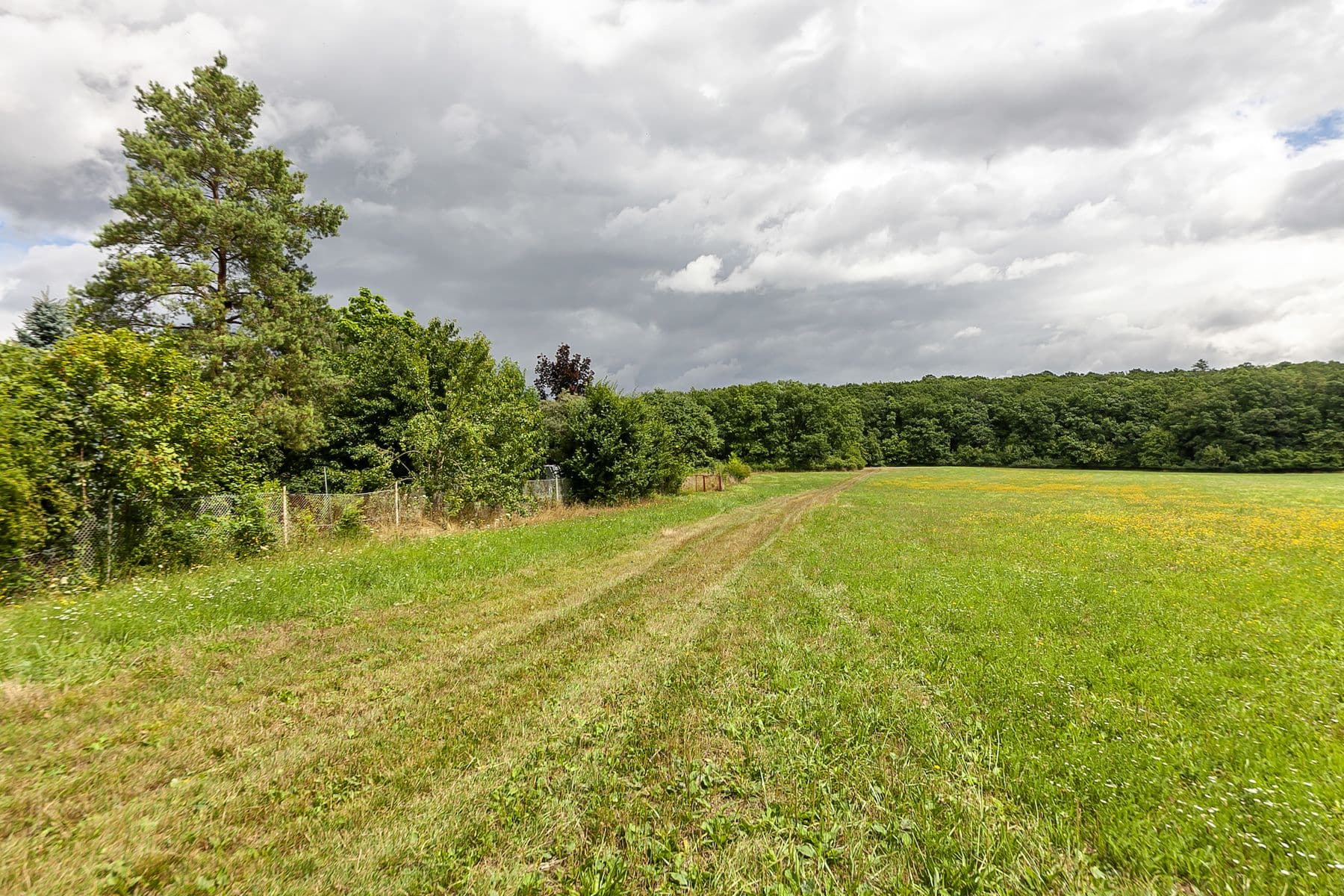 Predaj pozemku 2.621 m², Únětice, Údrnice, Královéhradecký kraj Predaj pozemku 2.621 m², Únětice, Údrnice, Královéhradecký kraj