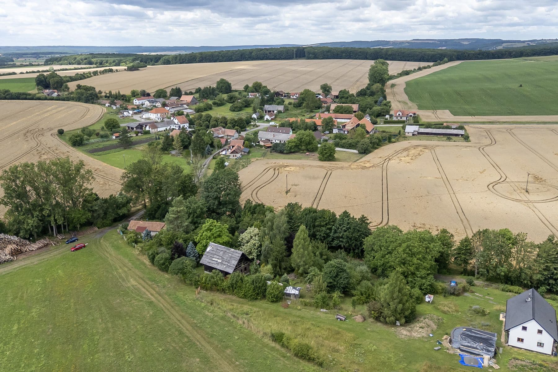 Predaj pozemku 2.621 m², Únětice, Údrnice, Královéhradecký kraj Predaj pozemku 2.621 m², Únětice, Údrnice, Královéhradecký kraj