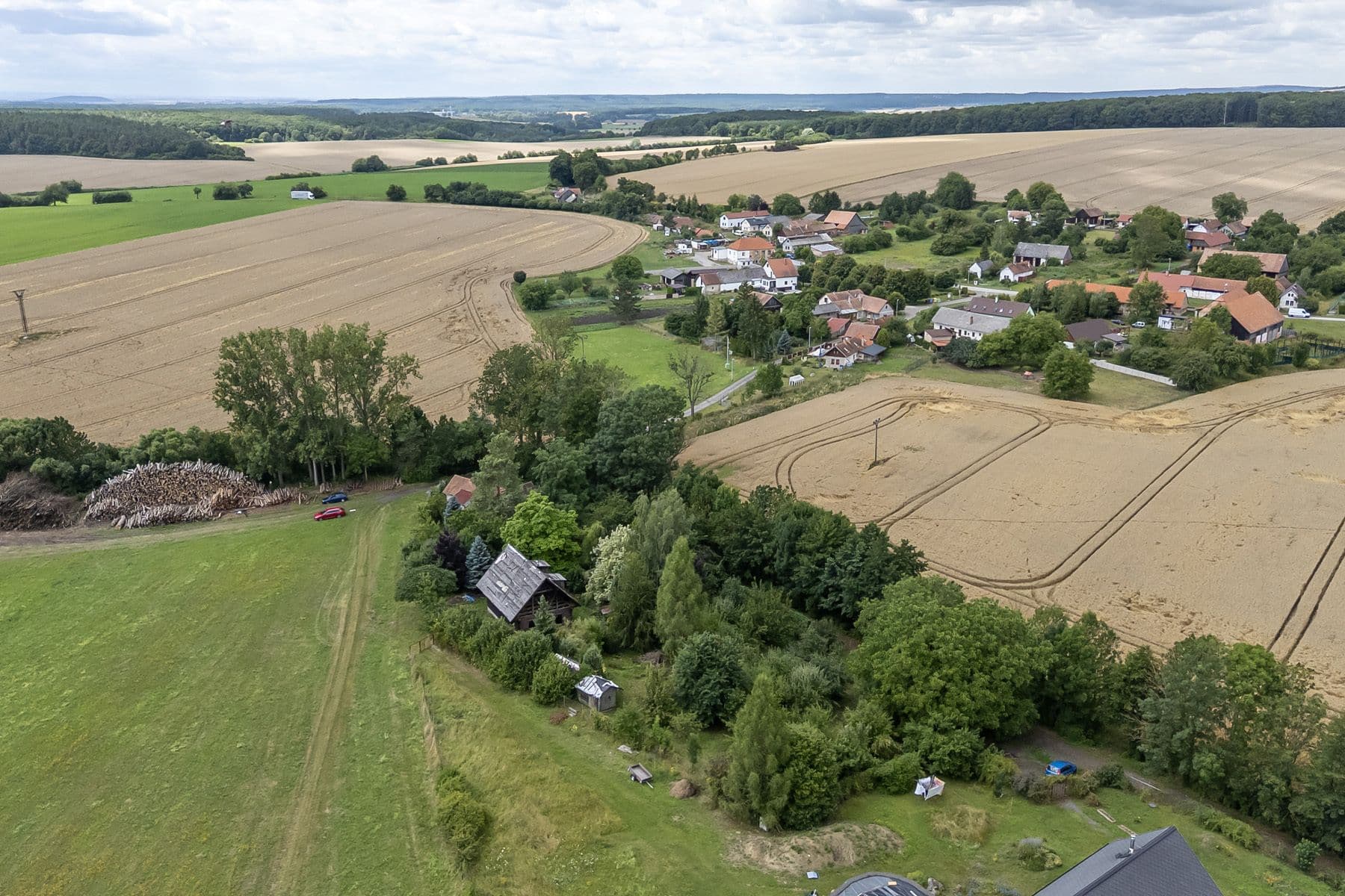 Predaj pozemku 2.621 m², Únětice, Údrnice, Královéhradecký kraj Predaj pozemku 2.621 m², Únětice, Údrnice, Královéhradecký kraj