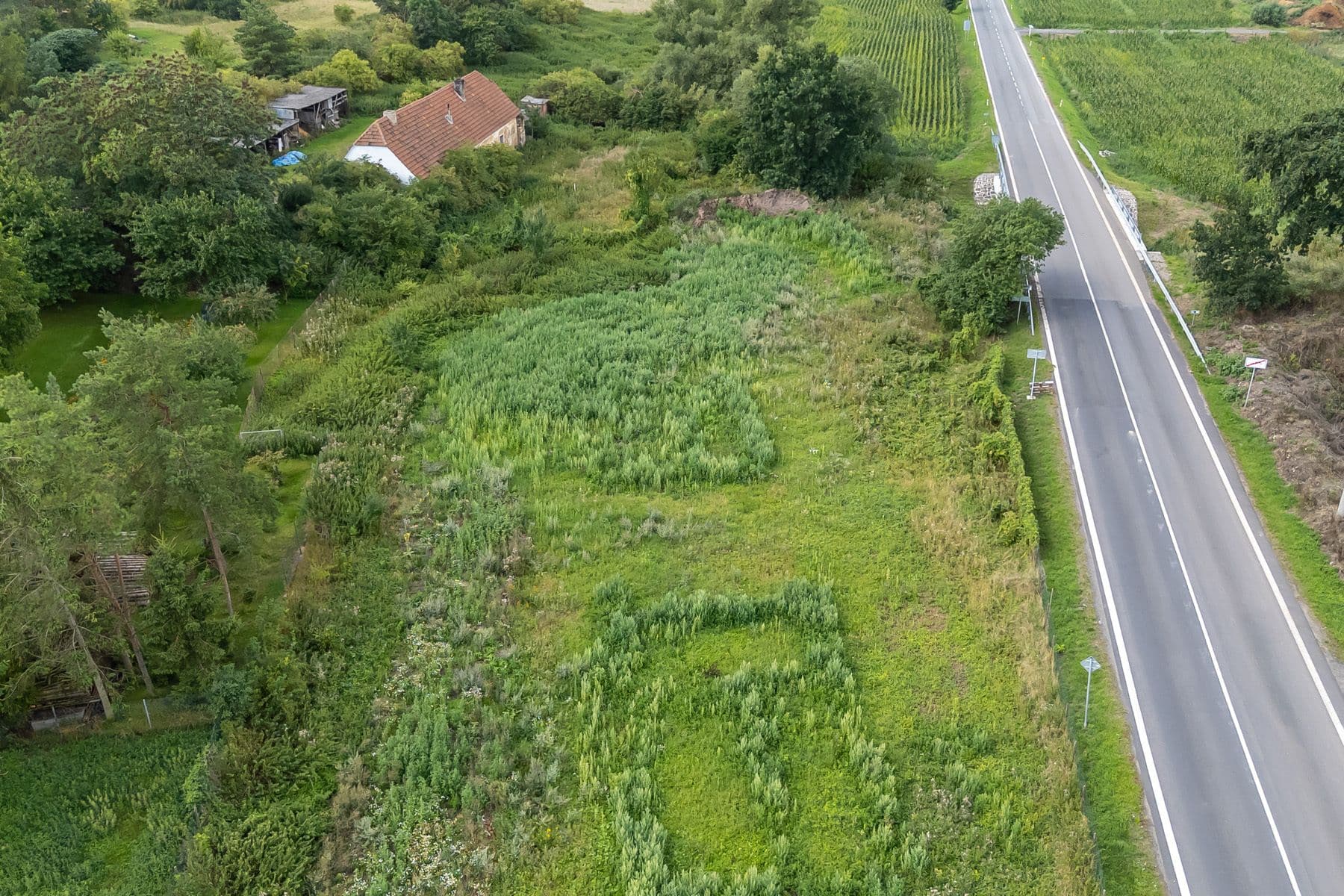 Predaj pozemku 1.161 m², Ješín, Velvary, Středočeský kraj Predaj pozemku 1.161 m², Ješín, Velvary, Středočeský kraj