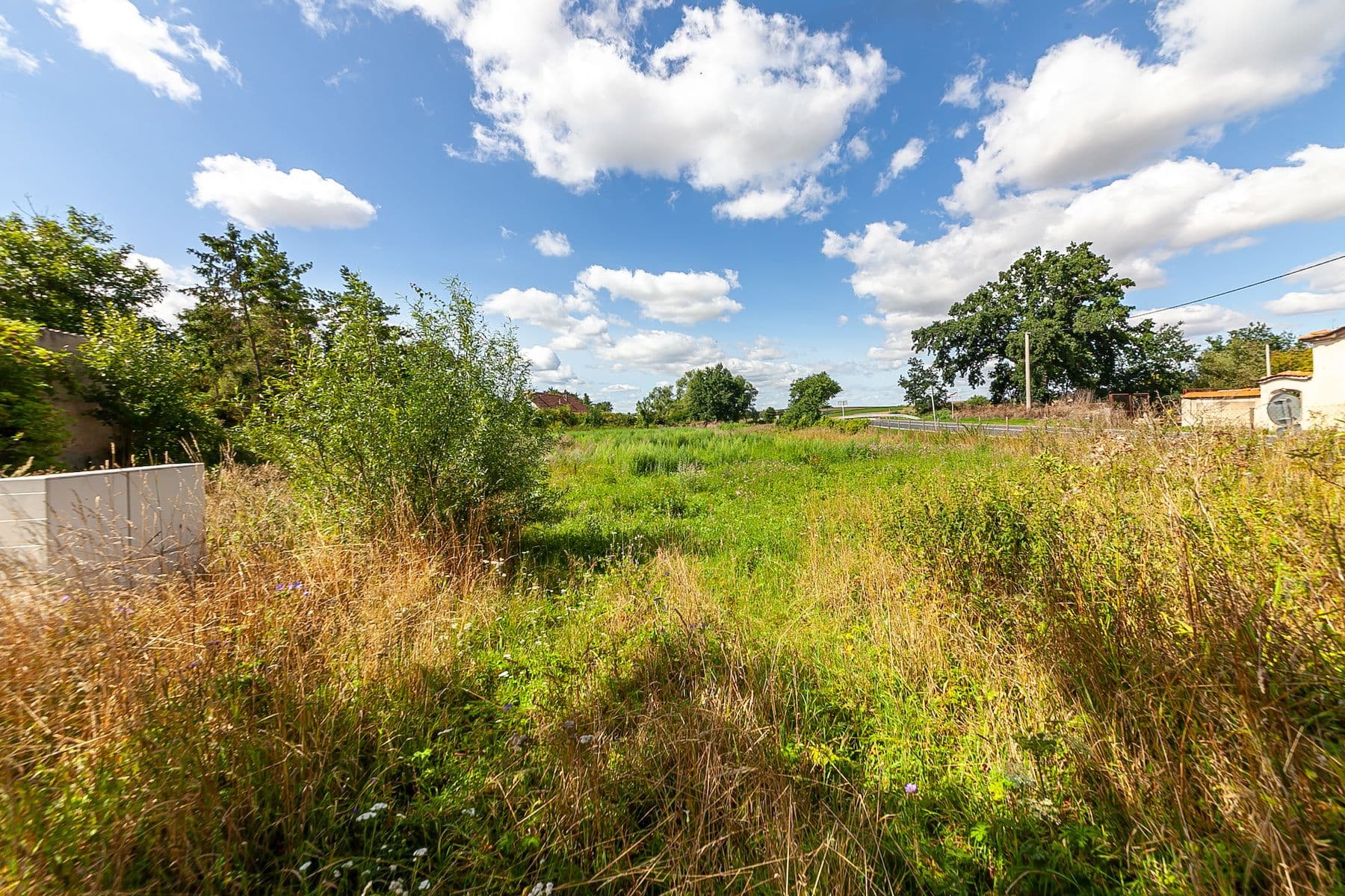 Predaj pozemku 1.161 m², Ješín, Velvary, Středočeský kraj Predaj pozemku 1.161 m², Ješín, Velvary, Středočeský kraj