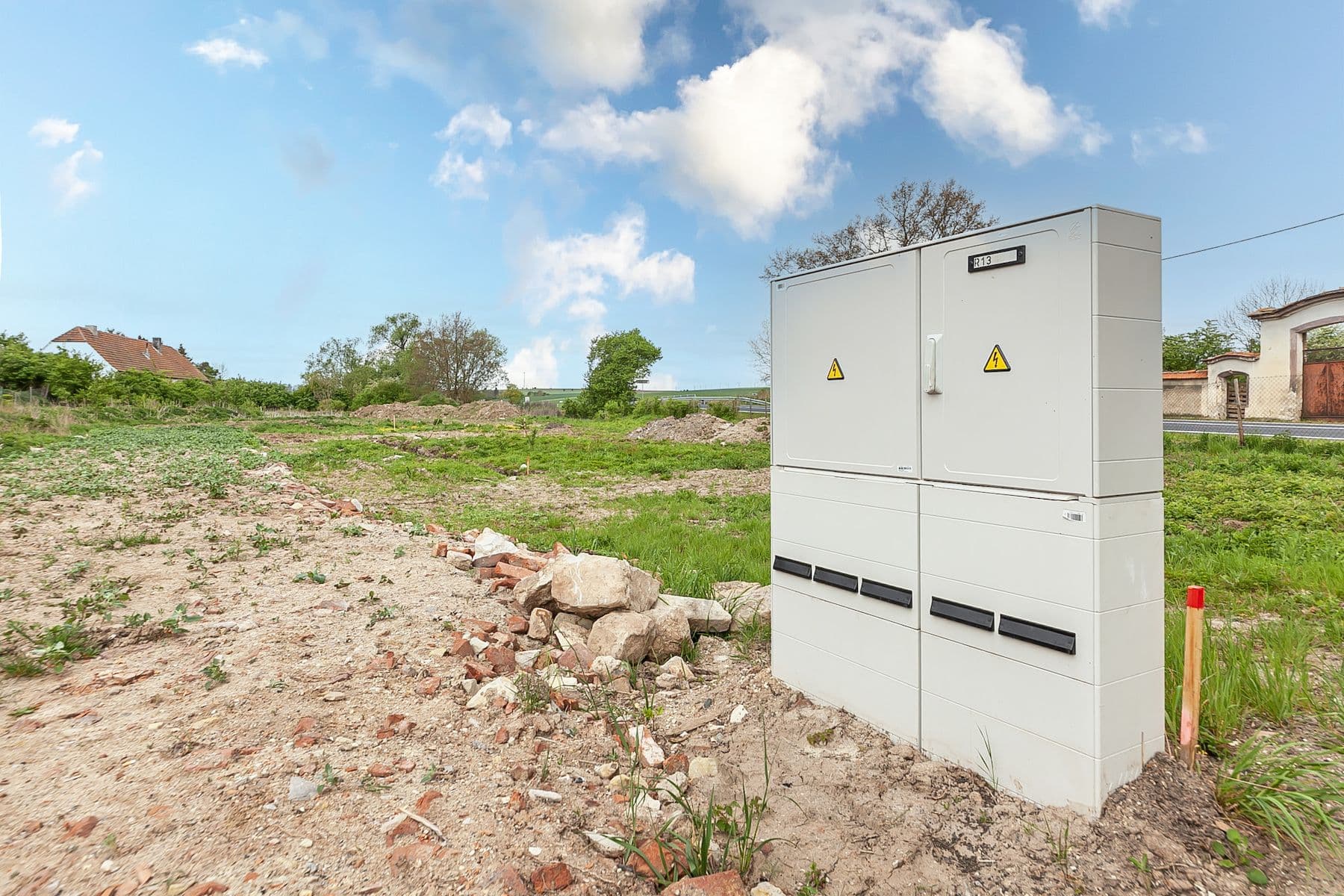 Predaj pozemku 1.161 m², Ješín, Velvary, Středočeský kraj Predaj pozemku 1.161 m², Ješín, Velvary, Středočeský kraj