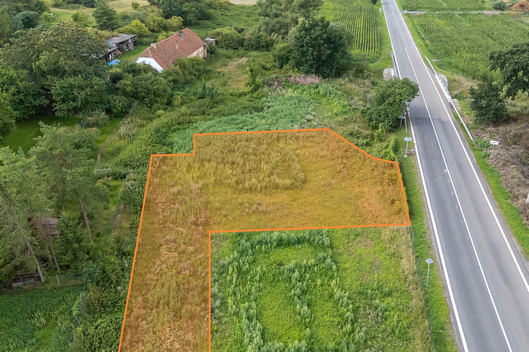 Predaj pozemku 1.161 m², Ješín, Velvary, Středočeský kraj Predaj pozemku 1.161 m², Ješín, Velvary, Středočeský kraj