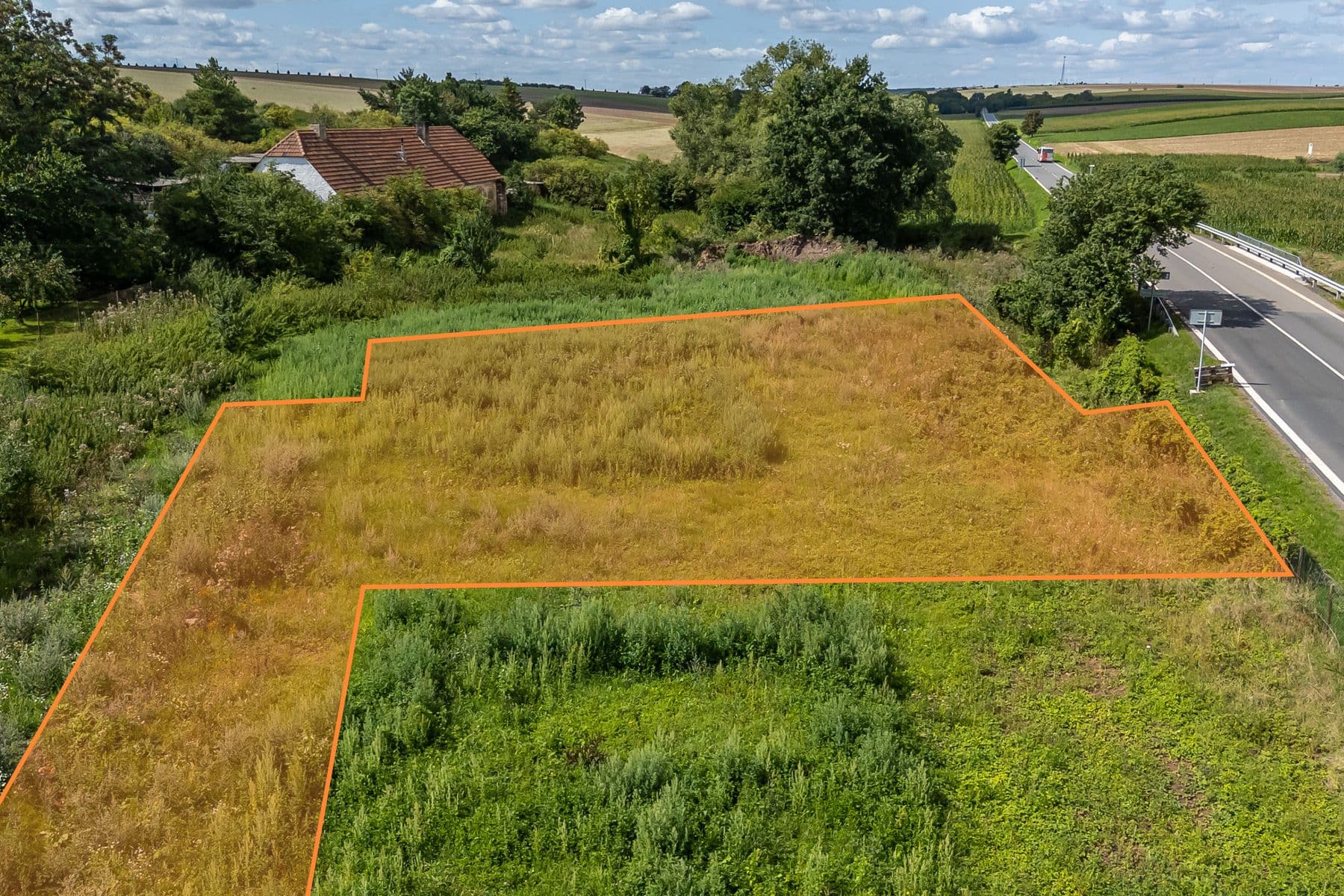 Predaj pozemku 1.161 m², Ješín, Velvary, Středočeský kraj Predaj pozemku 1.161 m², Ješín, Velvary, Středočeský kraj