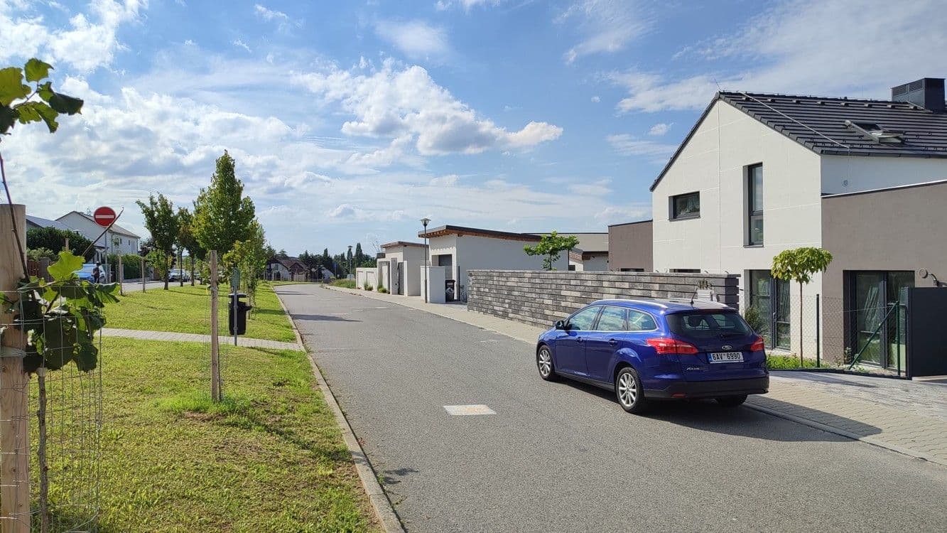 Prenájom domu 150 m², pozemek 320 m², Nad Rybníkem, Herink, Středočeský kraj Prenájom domu 150 m², pozemek 320 m², Nad Rybníkem, Herink, Středočeský kraj