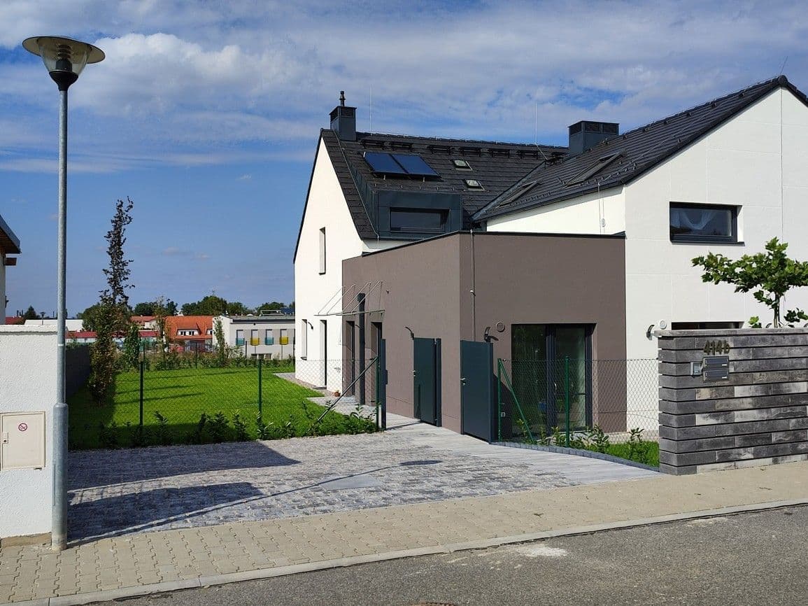 Prenájom domu 150 m², pozemek 320 m², Nad Rybníkem, Herink, Středočeský kraj Prenájom domu 150 m², pozemek 320 m², Nad Rybníkem, Herink, Středočeský kraj