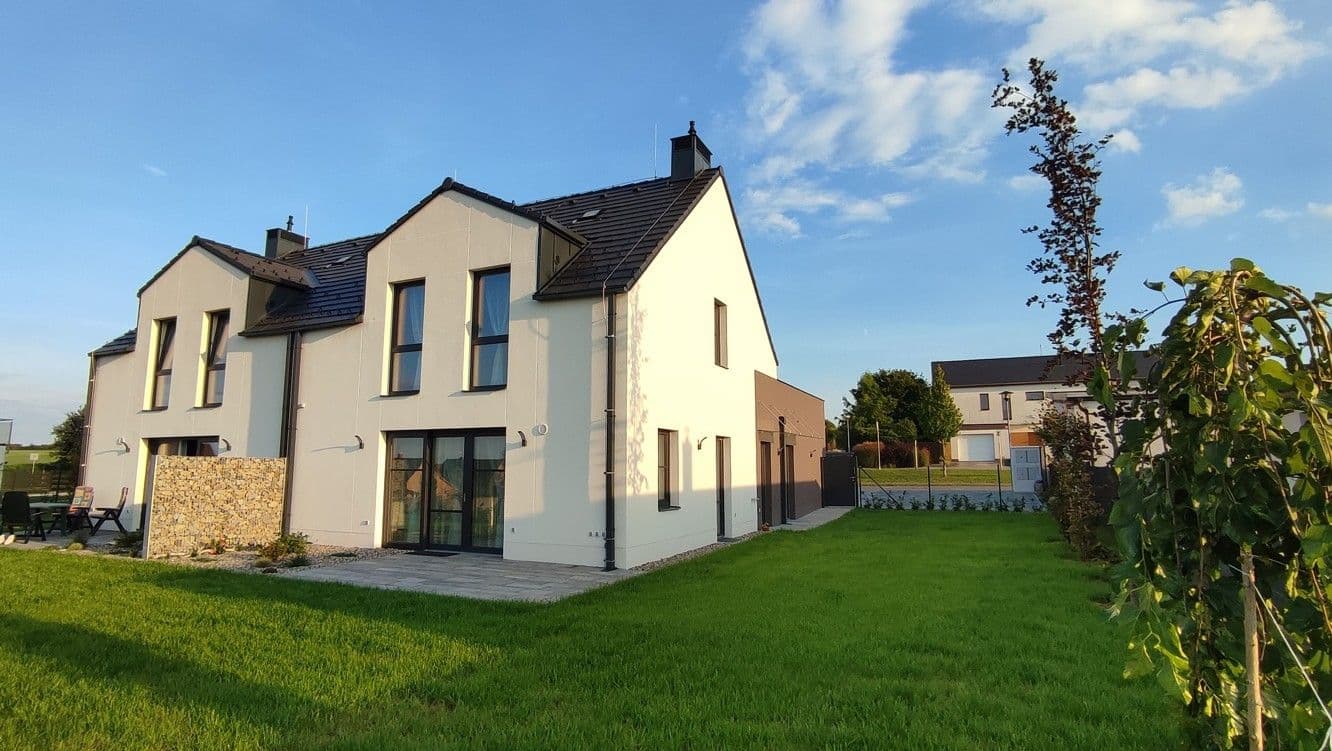 Prenájom domu 150 m², pozemek 320 m², Nad Rybníkem, Herink, Středočeský kraj Prenájom domu 150 m², pozemek 320 m², Nad Rybníkem, Herink, Středočeský kraj