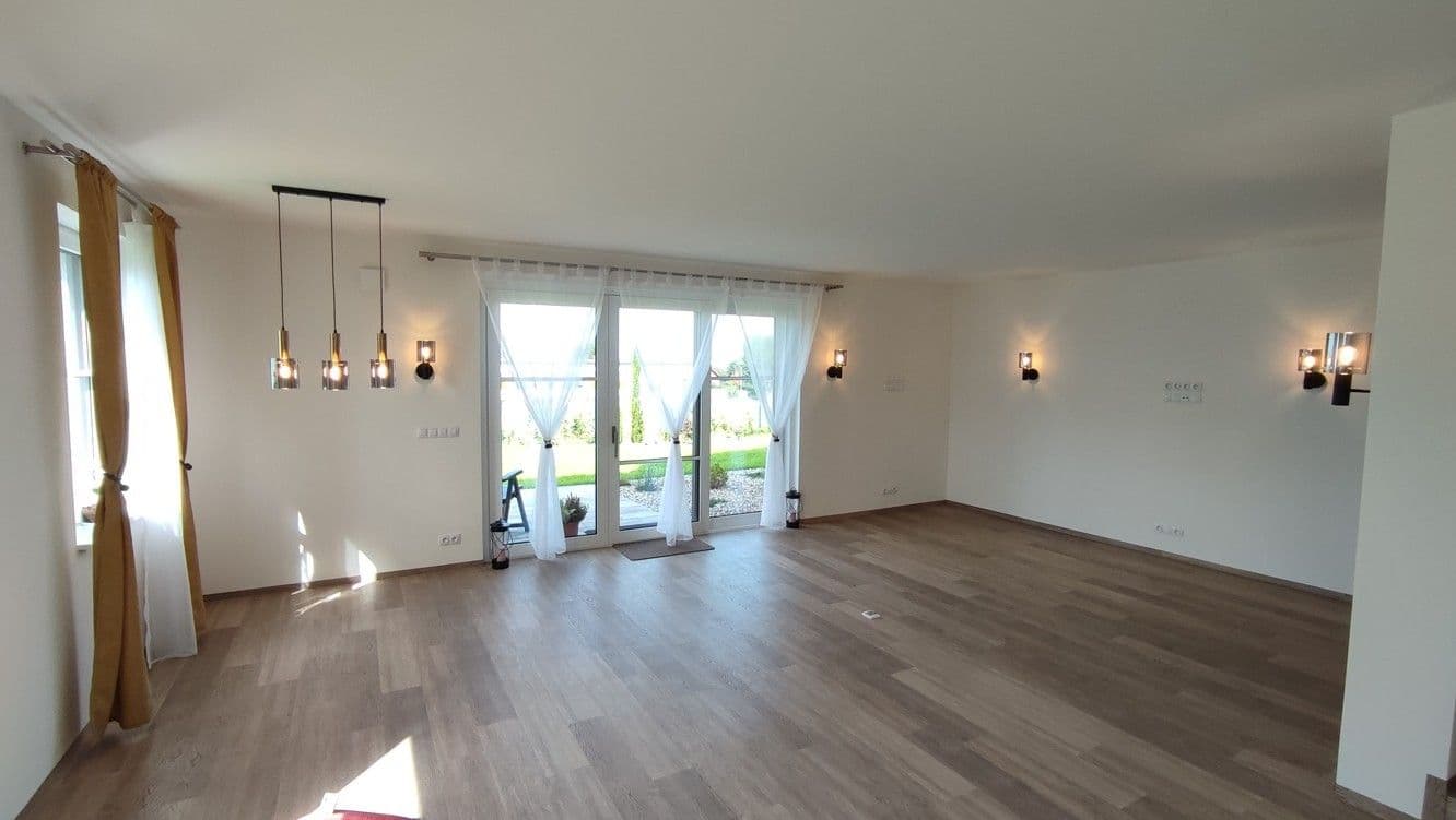 Prenájom domu 150 m², pozemek 320 m², Nad Rybníkem, Herink, Středočeský kraj Prenájom domu 150 m², pozemek 320 m², Nad Rybníkem, Herink, Středočeský kraj