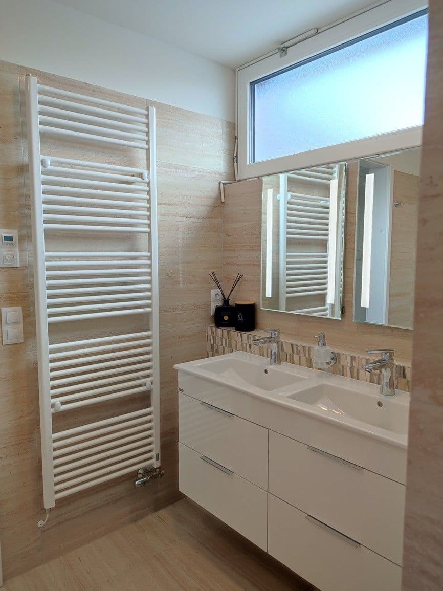 Prenájom domu 150 m², pozemek 320 m², Nad Rybníkem, Herink, Středočeský kraj Prenájom domu 150 m², pozemek 320 m², Nad Rybníkem, Herink, Středočeský kraj