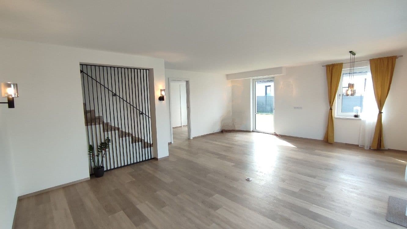 Prenájom domu 150 m², pozemek 320 m², Nad Rybníkem, Herink, Středočeský kraj Prenájom domu 150 m², pozemek 320 m², Nad Rybníkem, Herink, Středočeský kraj