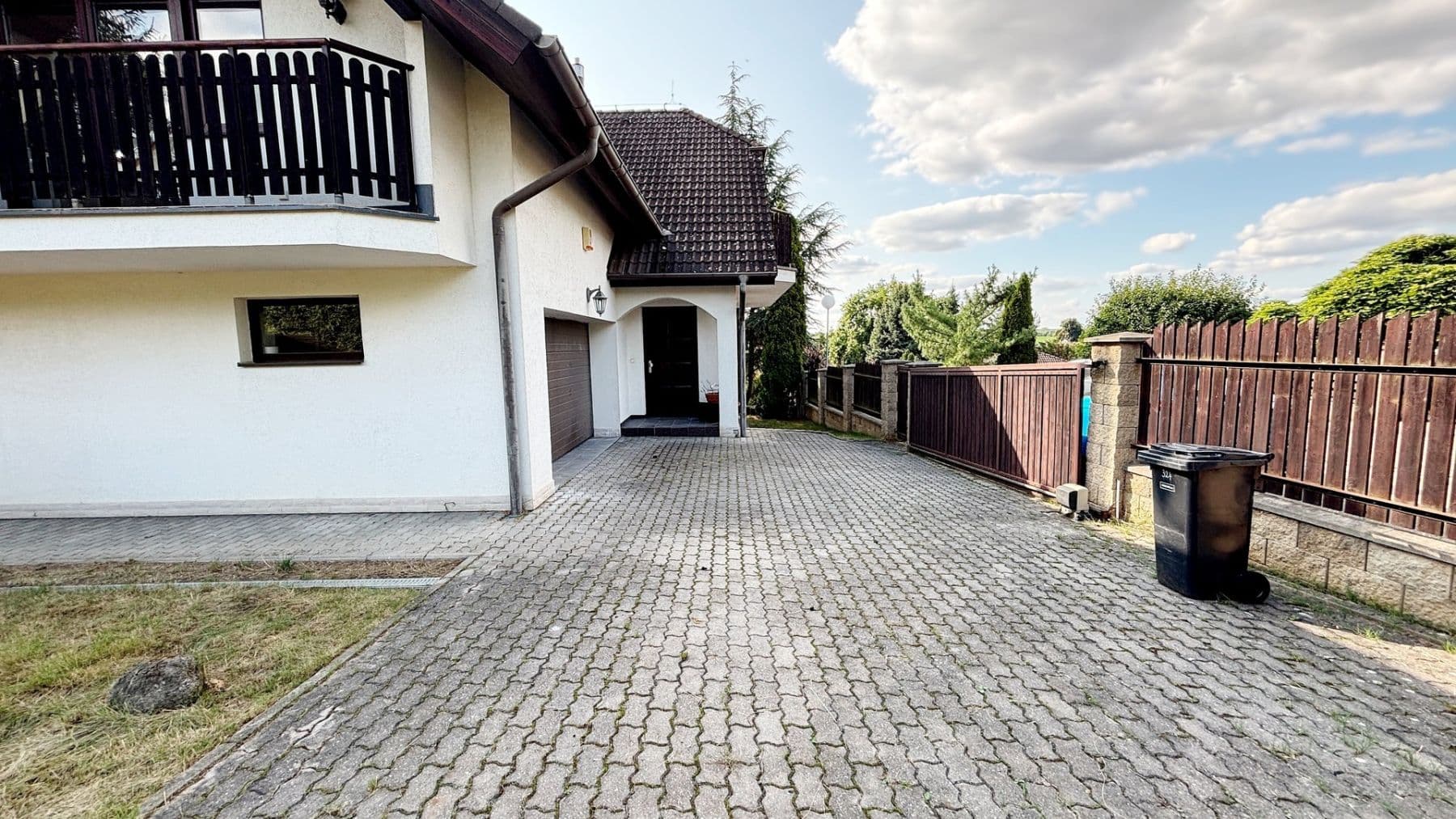 Prenájom domu 130 m², pozemek 1.000 m², Ve Višničkách, Psáry, Středočeský kraj Prenájom domu 130 m², pozemek 1.000 m², Ve Višničkách, Psáry, Středočeský kraj