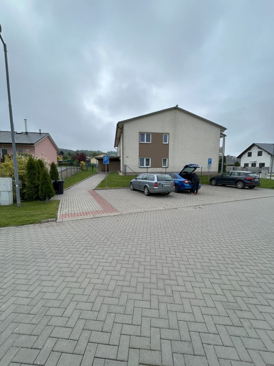 Predaj bytu 1-izbový 40 m², Nový Malín, Olomoucký kraj Predaj bytu 1-izbový 40 m², Nový Malín, Olomoucký kraj