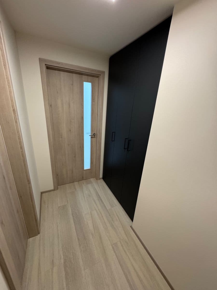 Prenájom bytu 2-izbový 38 m², Na Zlíchově, Praha, Praha Prenájom bytu 2-izbový 38 m², Na Zlíchově, Praha, Praha