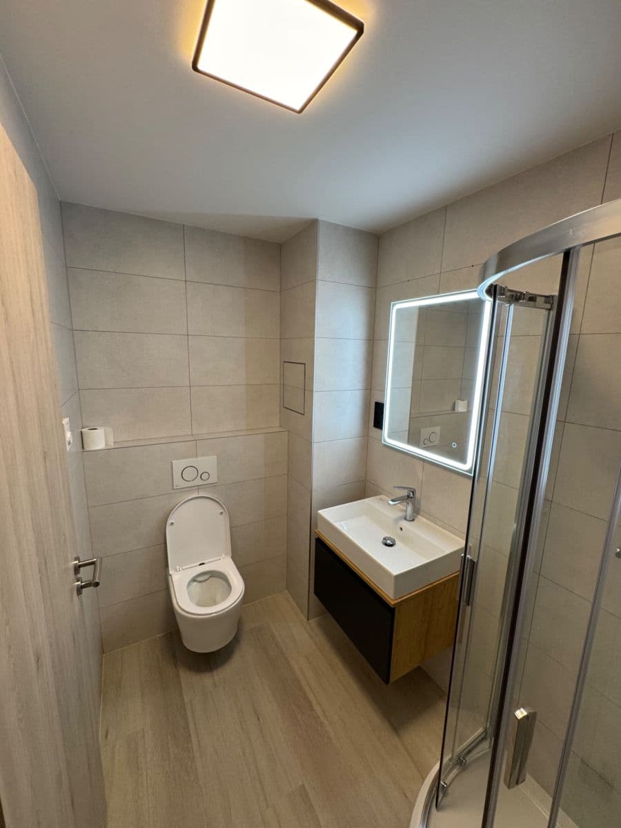 Prenájom bytu 2-izbový 38 m², Na Zlíchově, Praha, Praha Prenájom bytu 2-izbový 38 m², Na Zlíchově, Praha, Praha