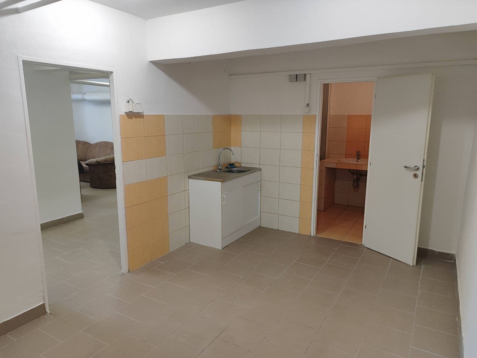 Prenájom bytu 2-izbový 60 m², Švabinského, Valašské Meziříčí, Zlínský kraj Prenájom bytu 2-izbový 60 m², Švabinského, Valašské Meziříčí, Zlínský kraj