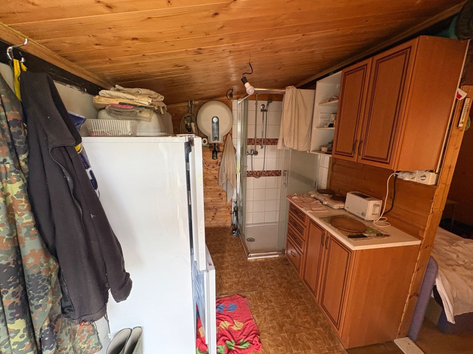 Predaj rekreačného objektu 16 m², pozemek 30 m², Jedličkovy Lázně, Černošice, Středočeský kraj Predaj rekreačného objektu 16 m², pozemek 30 m², Jedličkovy Lázně, Černošice, Středočeský kraj