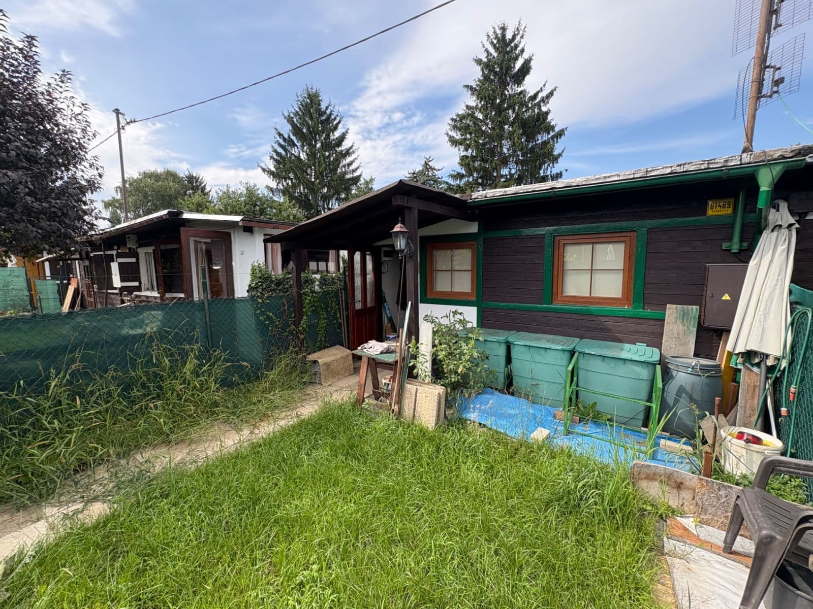 Predaj rekreačného objektu 16 m², pozemek 30 m², Jedličkovy Lázně, Černošice, Středočeský kraj Predaj rekreačného objektu 16 m², pozemek 30 m², Jedličkovy Lázně, Černošice, Středočeský kraj