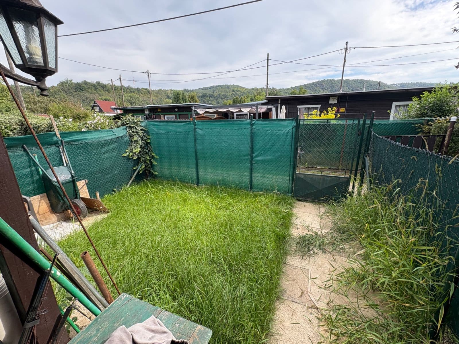 Predaj rekreačného objektu 16 m², pozemek 30 m², Jedličkovy Lázně, Černošice, Středočeský kraj Predaj rekreačného objektu 16 m², pozemek 30 m², Jedličkovy Lázně, Černošice, Středočeský kraj