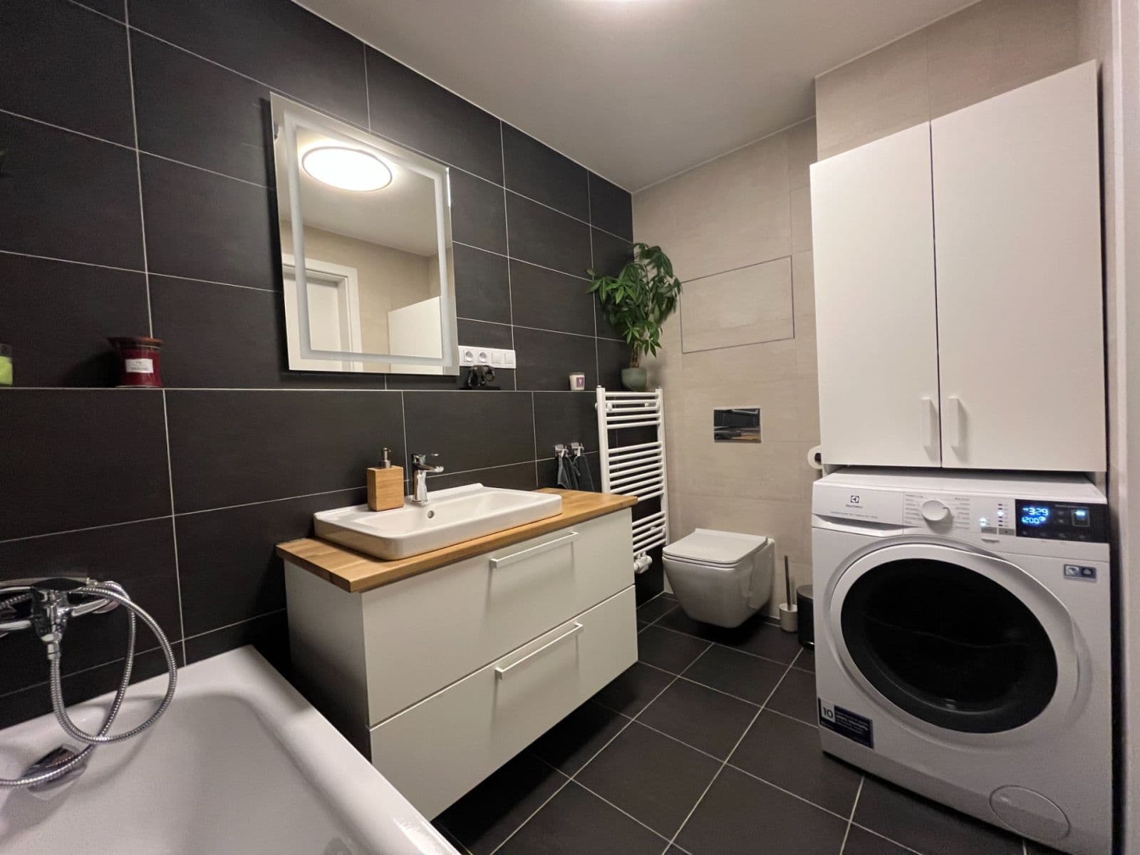 Prenájom bytu 2-izbový 54 m², Olgy Havlové, Praha, Praha Prenájom bytu 2-izbový 54 m², Olgy Havlové, Praha, Praha