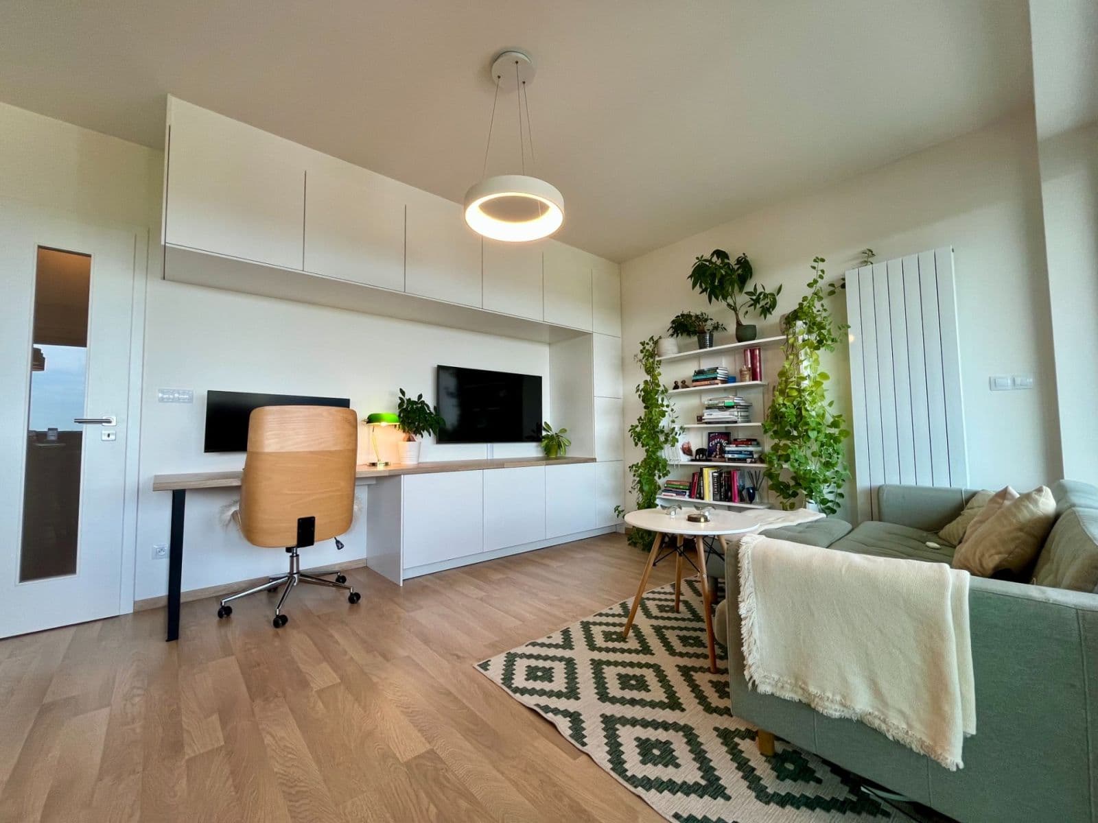 Prenájom bytu 2-izbový 54 m², Olgy Havlové, Praha, Praha Prenájom bytu 2-izbový 54 m², Olgy Havlové, Praha, Praha