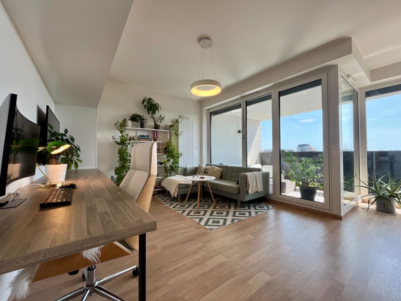 Prenájom bytu 2-izbový 54 m², Olgy Havlové, Praha, Praha Prenájom bytu 2-izbový 54 m², Olgy Havlové, Praha, Praha