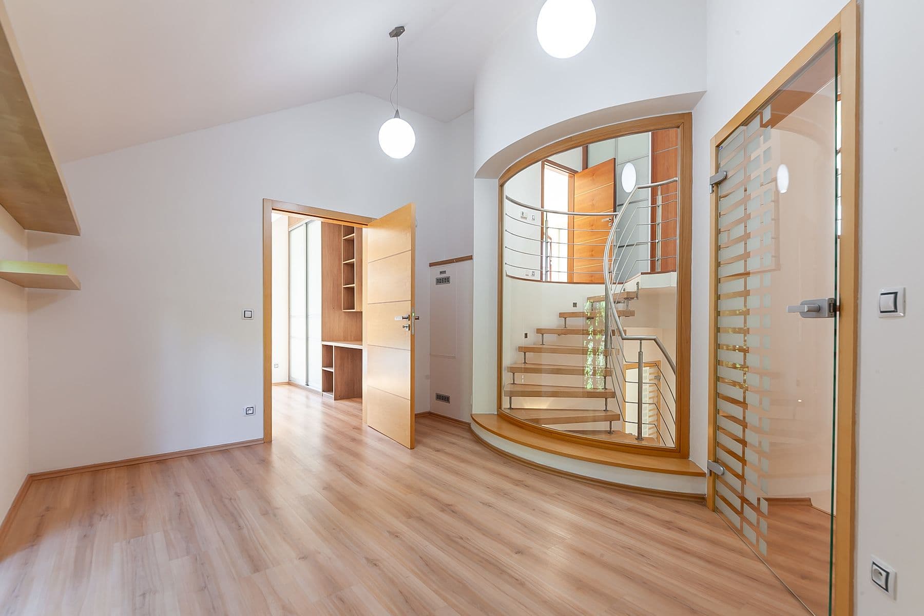 Predaj domu 232 m², pozemek 931 m², Na Kopečku, Klecany, Středočeský kraj Predaj domu 232 m², pozemek 931 m², Na Kopečku, Klecany, Středočeský kraj