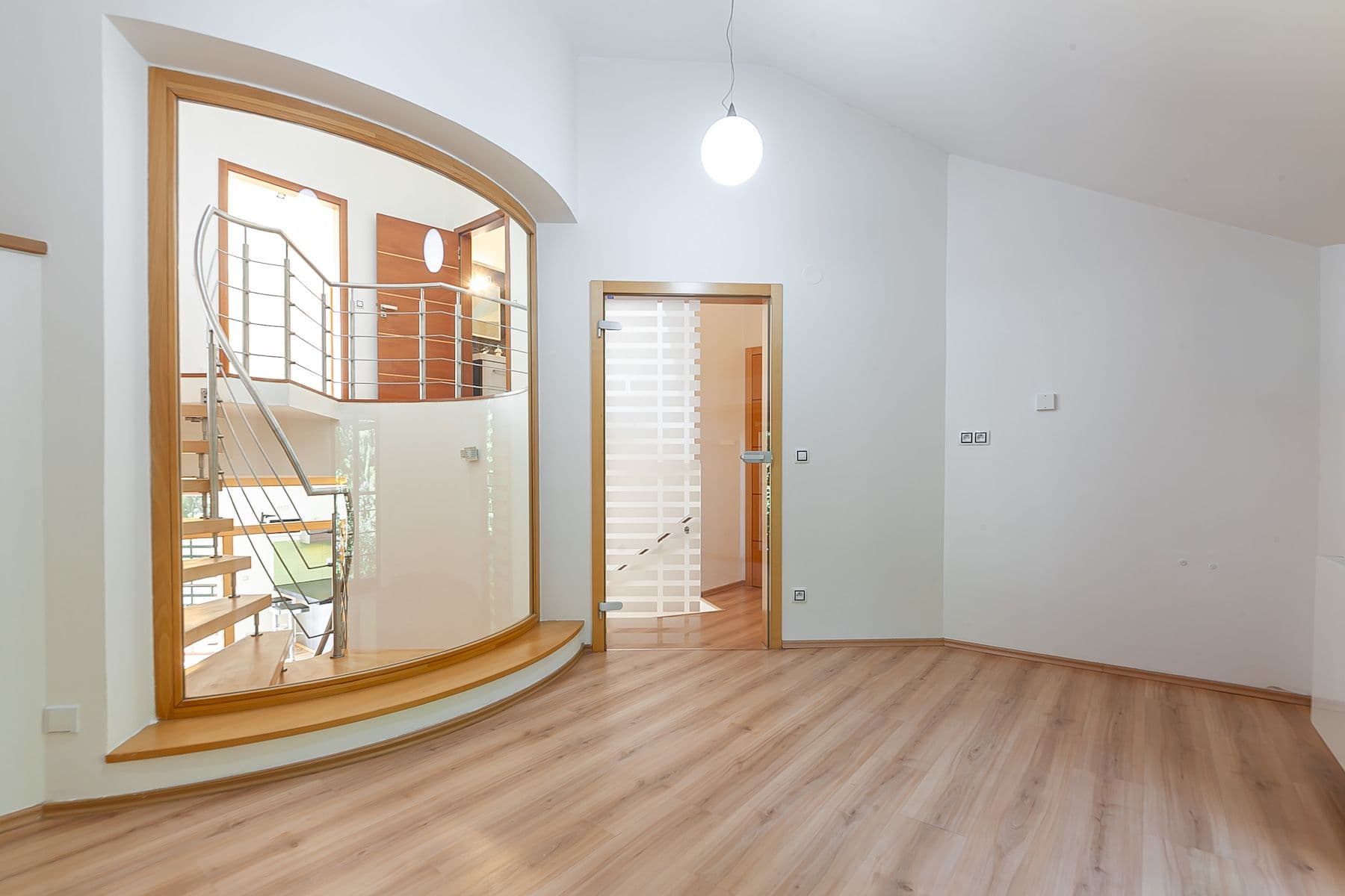 Predaj domu 232 m², pozemek 931 m², Na Kopečku, Klecany, Středočeský kraj Predaj domu 232 m², pozemek 931 m², Na Kopečku, Klecany, Středočeský kraj
