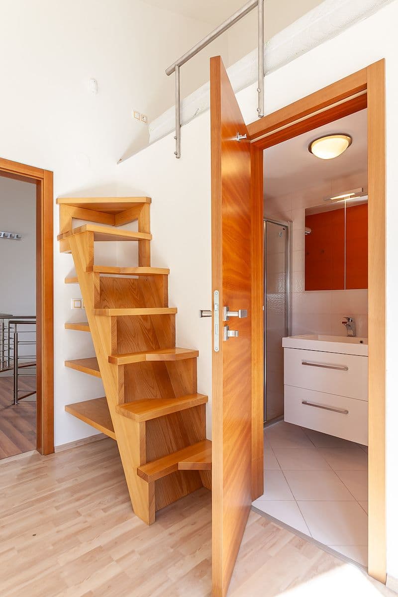 Predaj domu 232 m², pozemek 931 m², Na Kopečku, Klecany, Středočeský kraj Predaj domu 232 m², pozemek 931 m², Na Kopečku, Klecany, Středočeský kraj