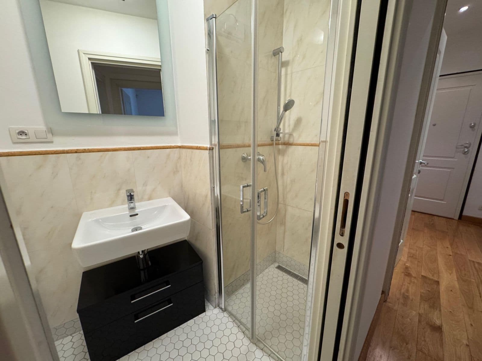 Predaj bytu 3-izbový 75 m², Petrská, Praha, Praha Predaj bytu 3-izbový 75 m², Petrská, Praha, Praha