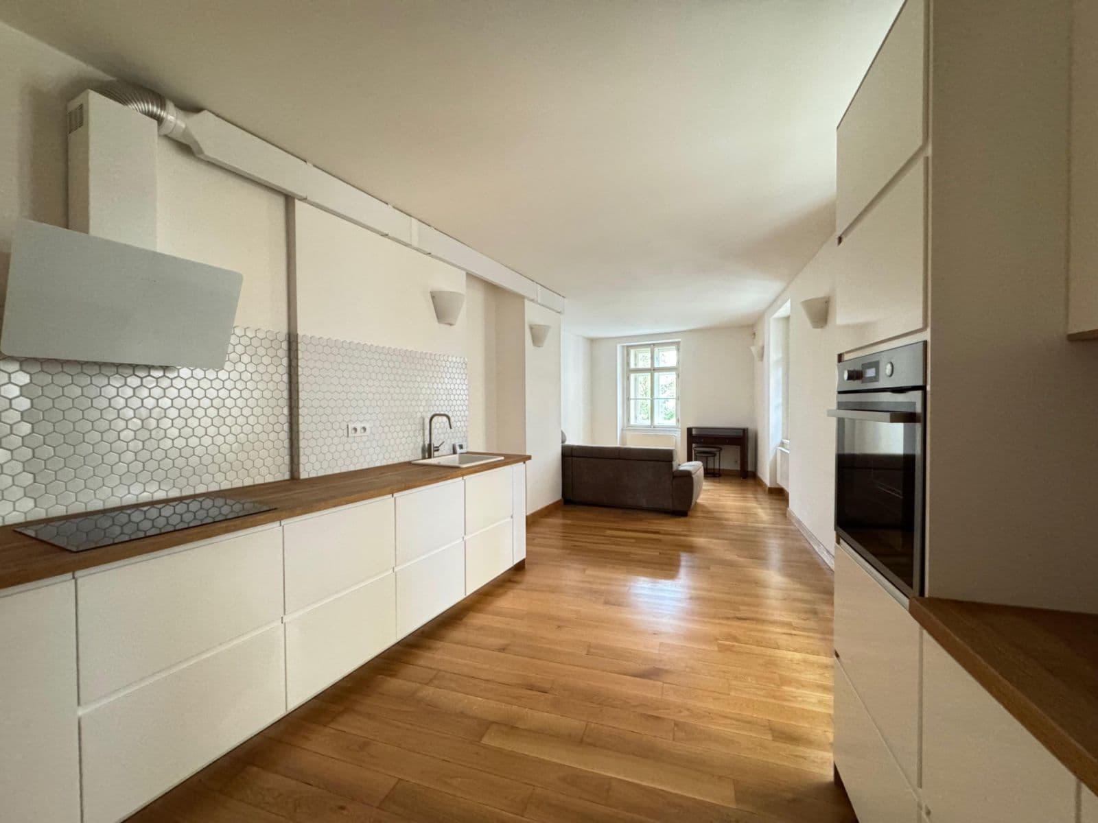 Predaj bytu 3-izbový 75 m², Petrská, Praha, Praha Predaj bytu 3-izbový 75 m², Petrská, Praha, Praha