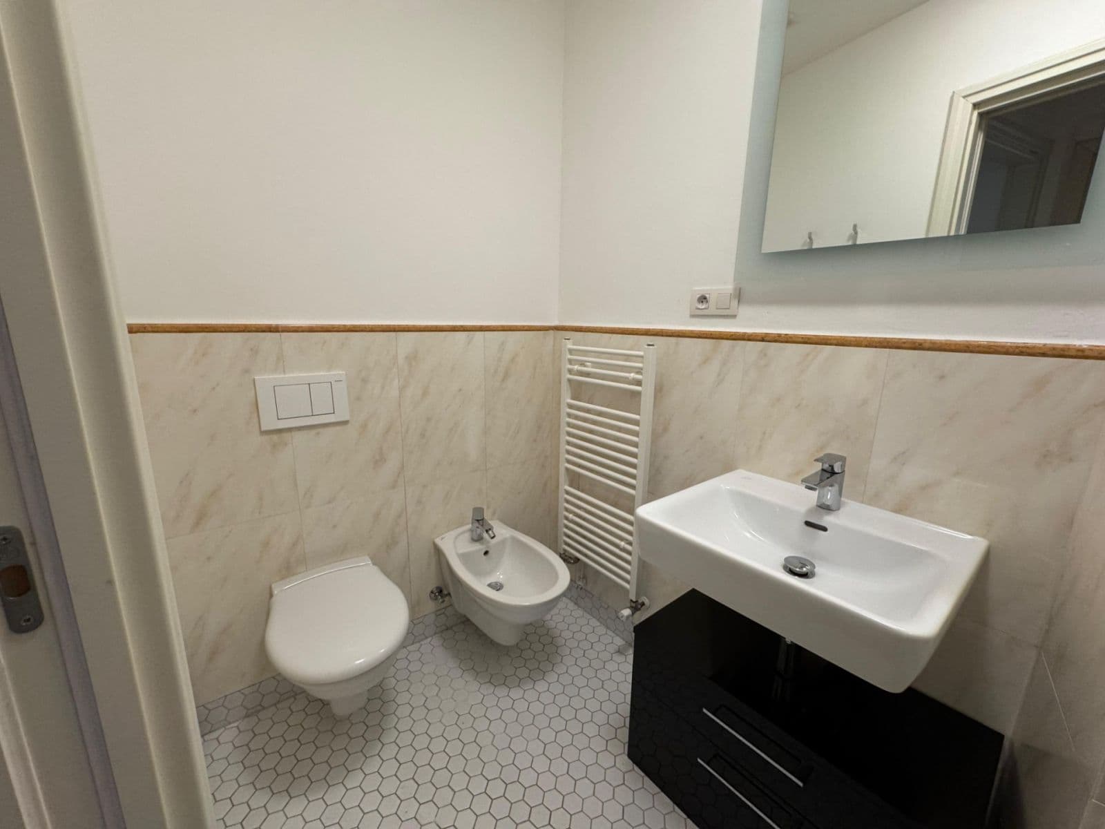 Predaj bytu 3-izbový 75 m², Petrská, Praha, Praha Predaj bytu 3-izbový 75 m², Petrská, Praha, Praha