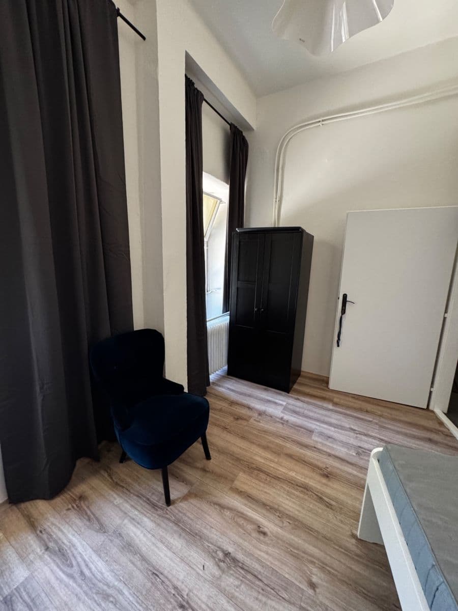 Prenájom bytu 7-izbový 18 m², Hudcova, Brno, Jihomoravský kraj Prenájom bytu 7-izbový 18 m², Hudcova, Brno, Jihomoravský kraj