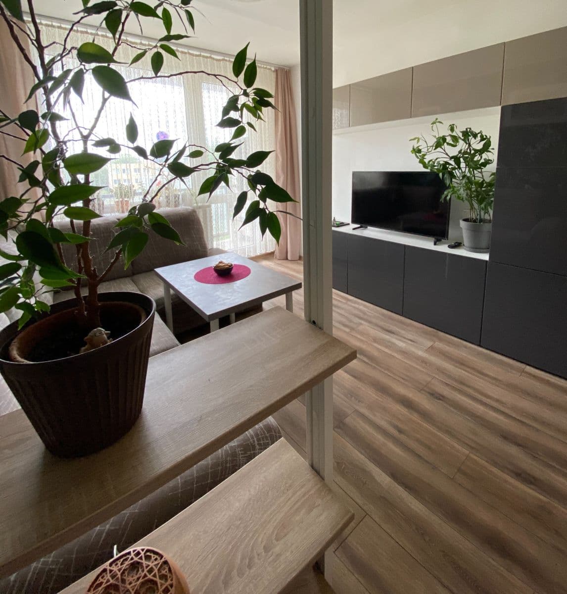 Predaj bytu 4-izbový 76 m², Střelničná, Praha, Praha Predaj bytu 4-izbový 76 m², Střelničná, Praha, Praha